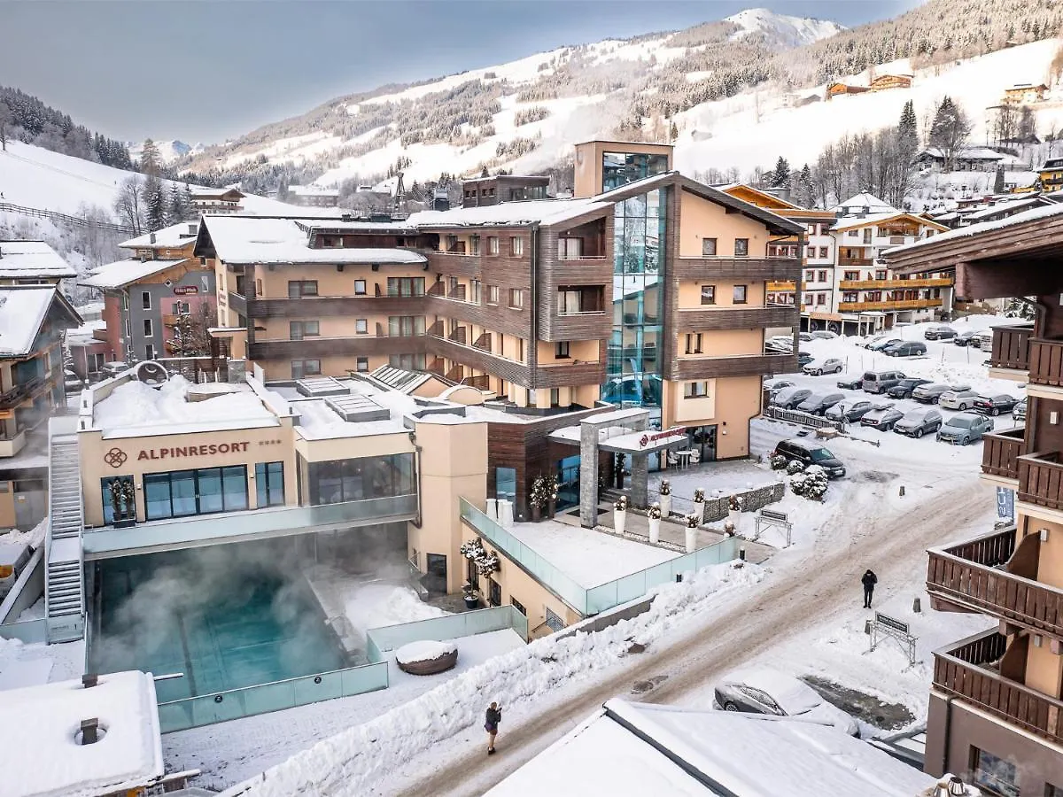 Alpinresort Valsaa - Sport & Spa Saalbach-Hinterglemm Hotel