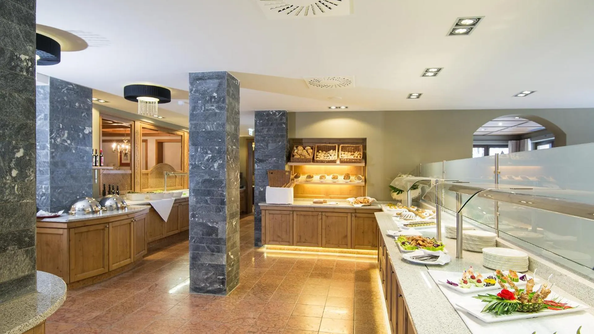 **** Hotel Alpinresort Valsaa - Sport & Spa Saalbach-Hinterglemm Austria
