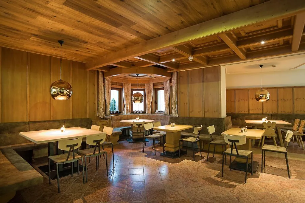 Alpinresort Valsaa - Sport & Spa Saalbach-Hinterglemm Hotel